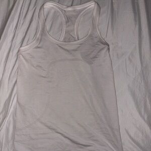 Lululemon swiftly tech tank top size 8
